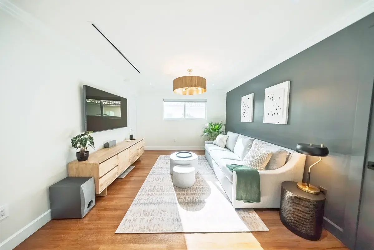 Sala renovada, Coral Gables